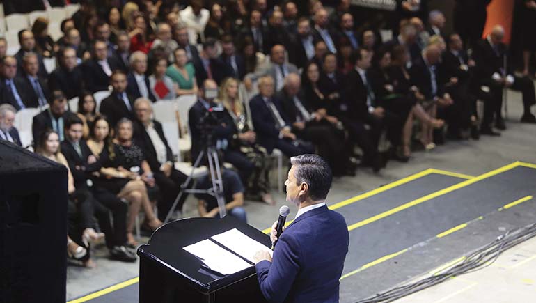 Acim reafirma compromisso e  estreita laços com associados